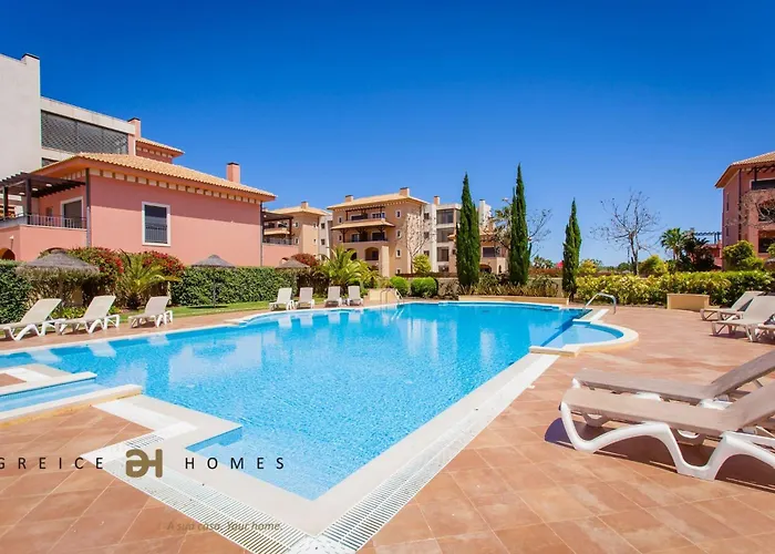 Greice Homes-2 Bedroom Penthouse Vilamoura Quarteira