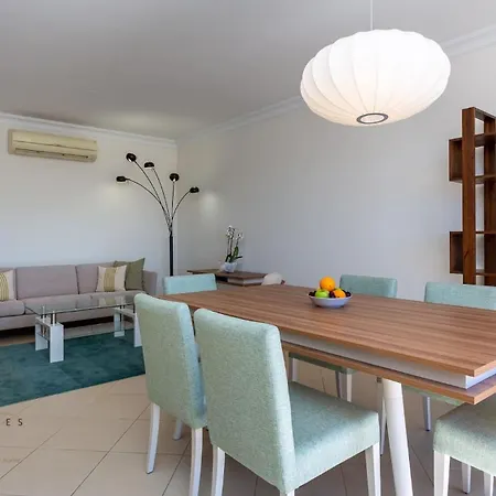 Greice Homes-2 Bedroom Penthouse Vilamoura * Quarteira