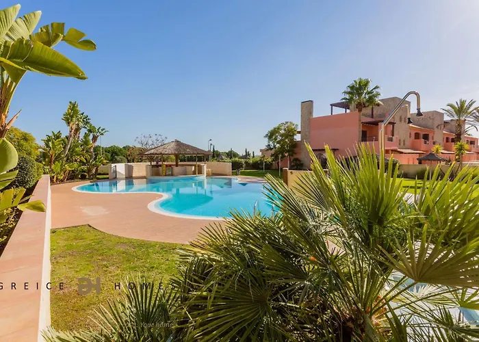 Greice Homes-2 Bedroom Penthouse Vilamoura * Quarteira
