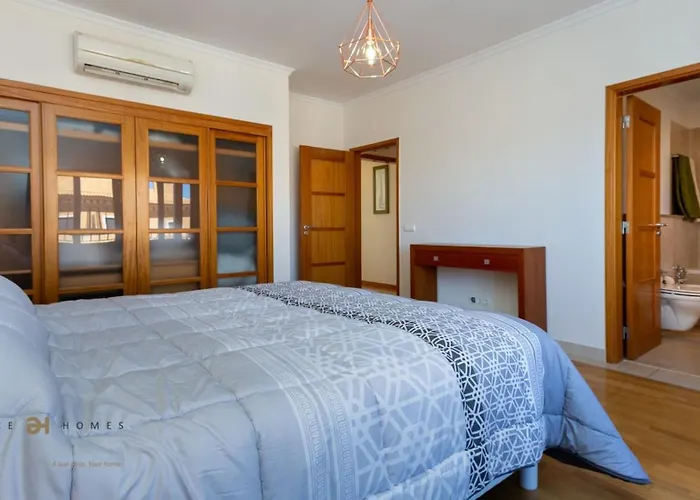 Greice Homes-2 Bedroom Penthouse Vilamoura Appartement Quarteira