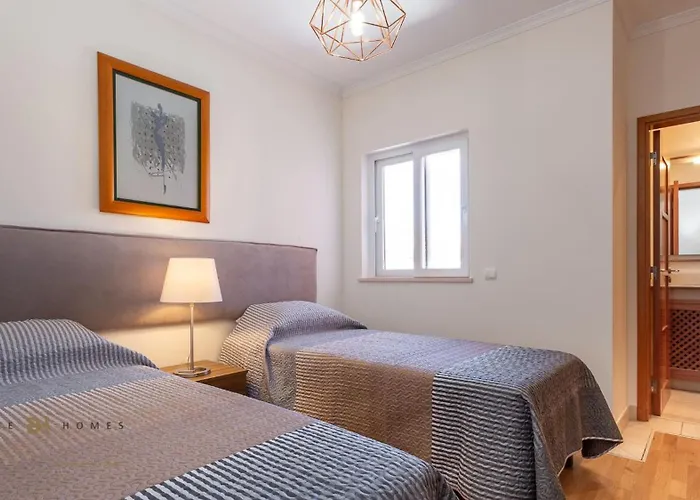 Greice Homes-2 Bedroom Penthouse Vilamoura Lägenhet *