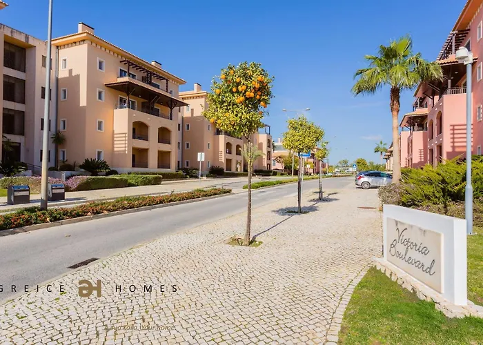 Greice Homes-2 Bedroom Penthouse Vilamoura Quarteira